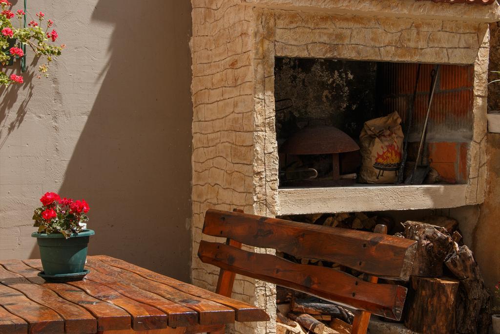 Apartments Villa Stari Koko Omiš Екстериор снимка