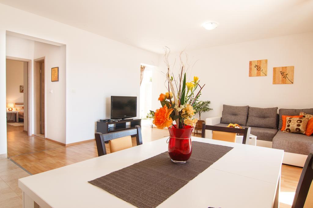 Apartments Villa Stari Koko Omiš Екстериор снимка