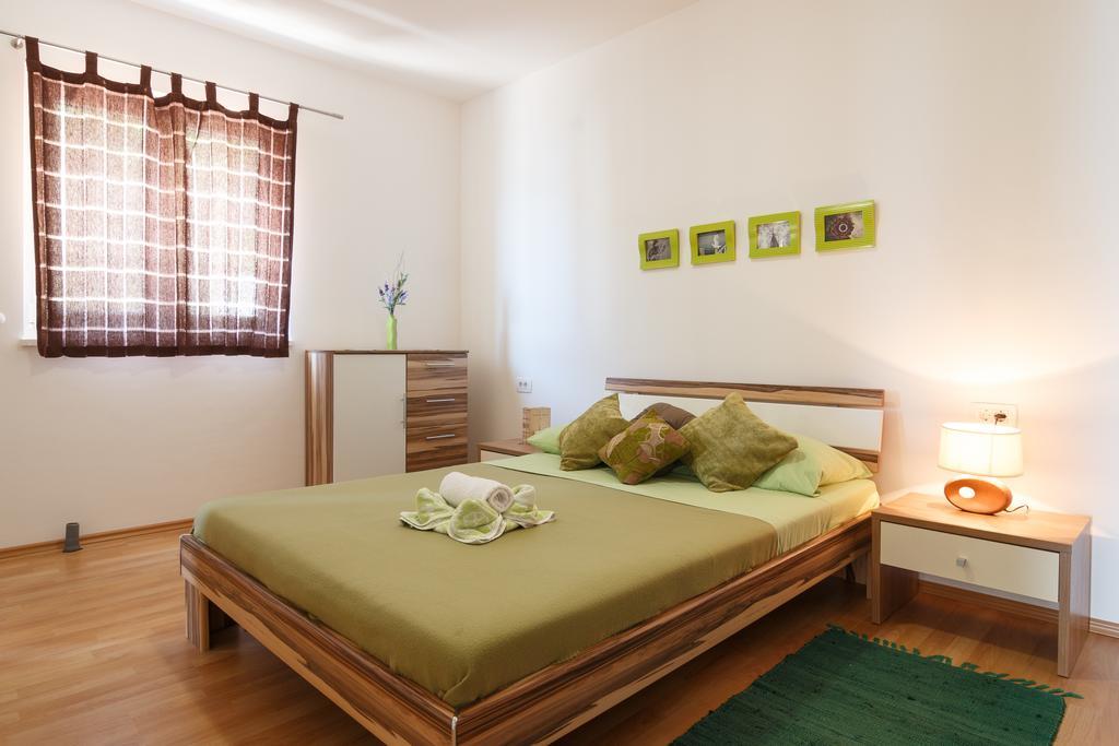 Apartments Villa Stari Koko Omiš Екстериор снимка
