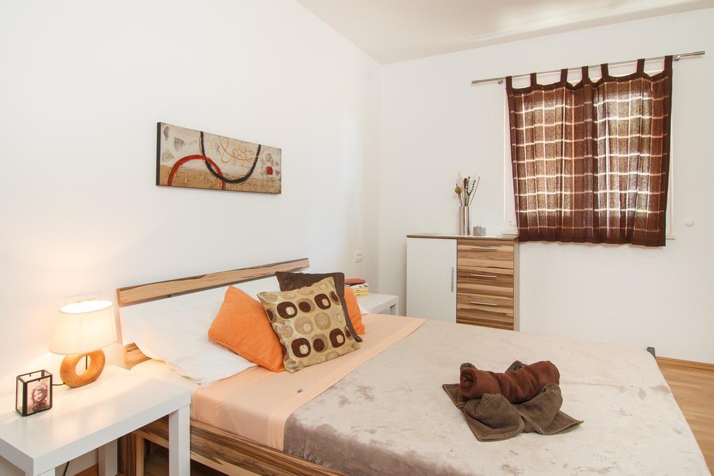 Apartments Villa Stari Koko Omiš Екстериор снимка